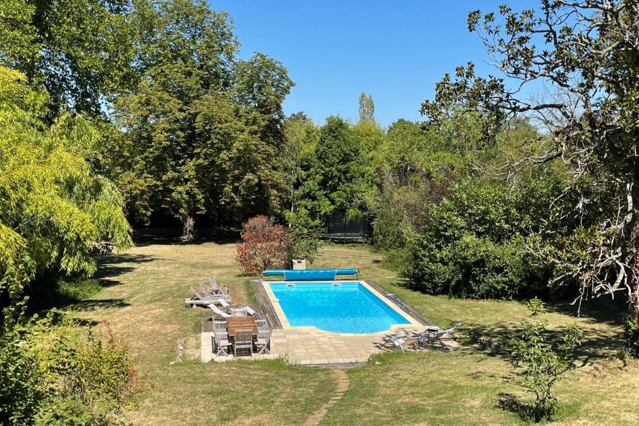Beautiful 6 Bedroom House With Pool & Large Garden Le Pêchereau Extérieur photo