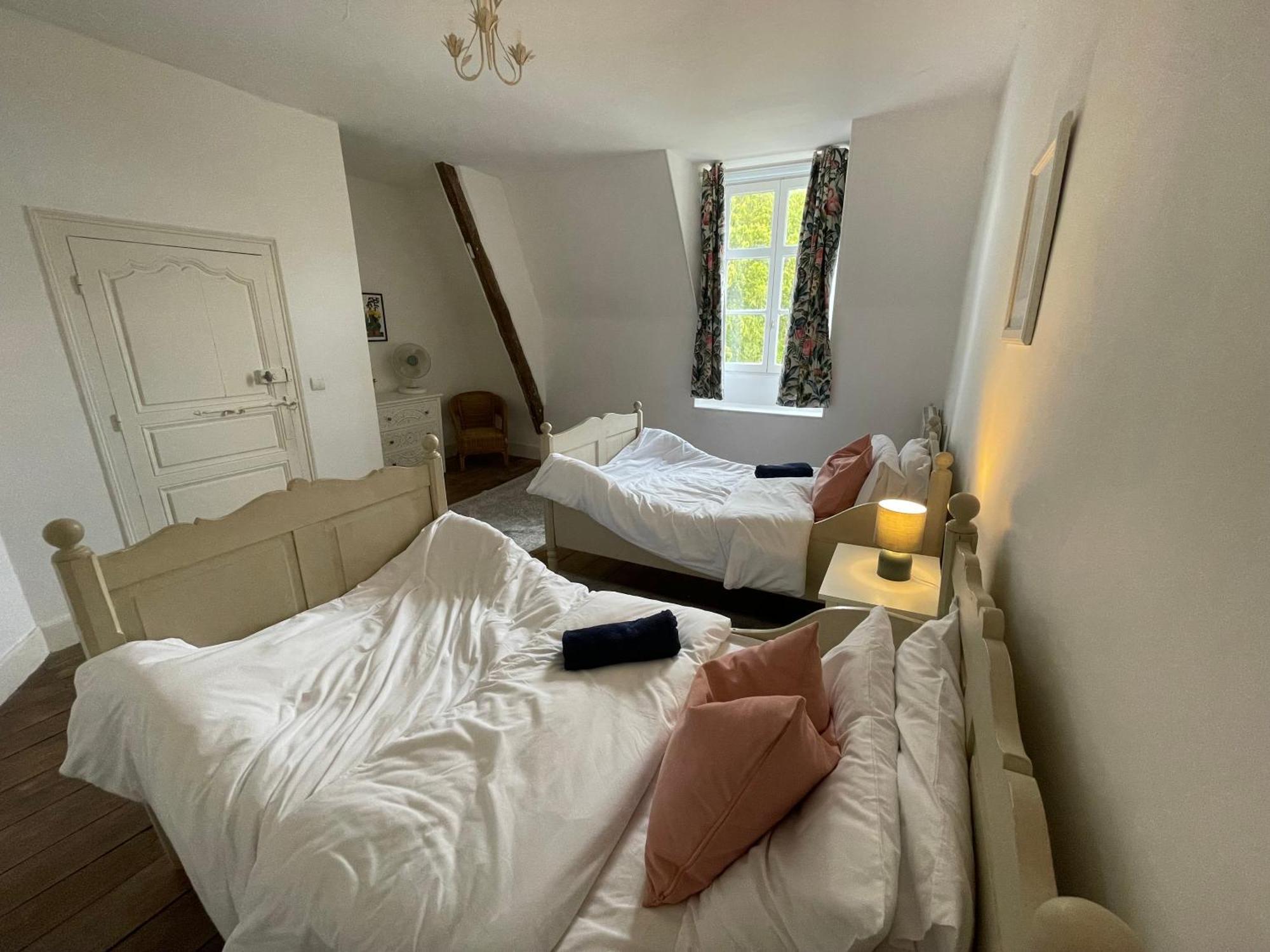 Beautiful 6 Bedroom House With Pool & Large Garden Le Pêchereau Extérieur photo